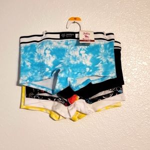 Justice 4pk size 10 shorties